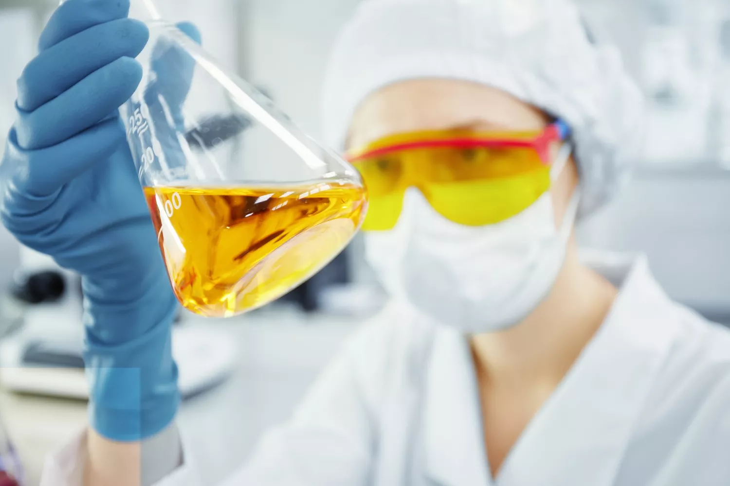 kondensacja-wilgoci-olej-transformator-badanie-laboratoryjne